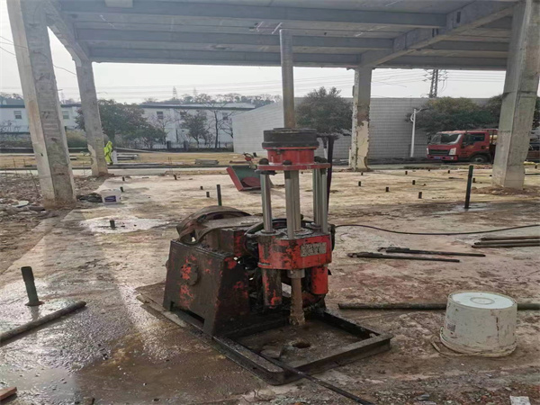 铁东袖阀管小导管注浆加固施工工艺